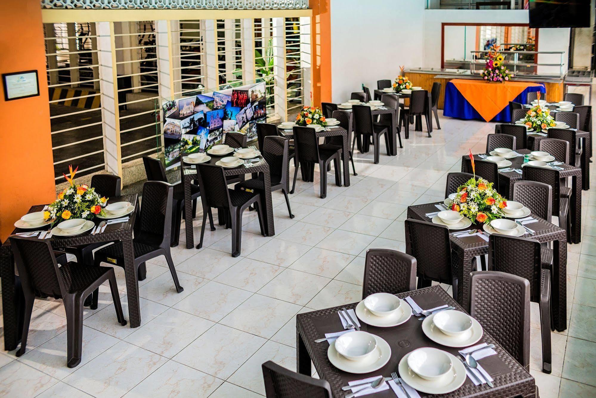 Hotel La Luna Santiago de Cali Zewnętrze zdjęcie